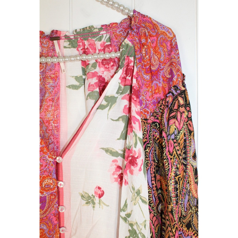 Free People Gemini Blouse in Pink Floral V Neck Buttondown Ruched Cuffs Size XS - Picture 6 of 11